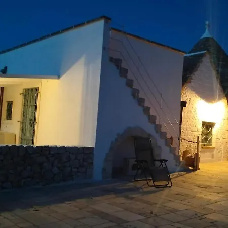 בית כפרי Trullo Dimora Podere Papilio נוצ'י