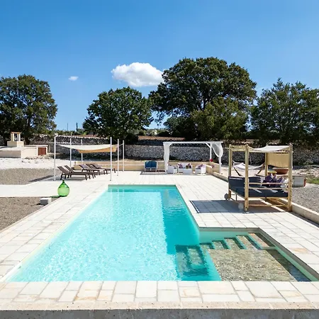 Trullo Dimora Podere Papilio בית כפרי *