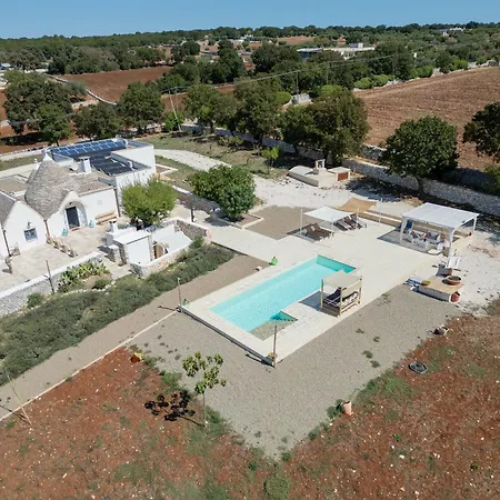 בית כפרי Trullo Dimora Podere Papilio *
