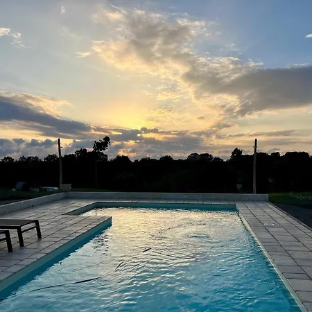Trullo Dimora Podere Papilio Εξοχικό σπίτι Νότσι
