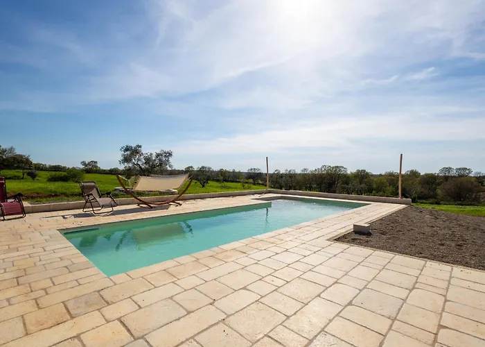 Trullo Dimora Podere Papilio Kır Evi